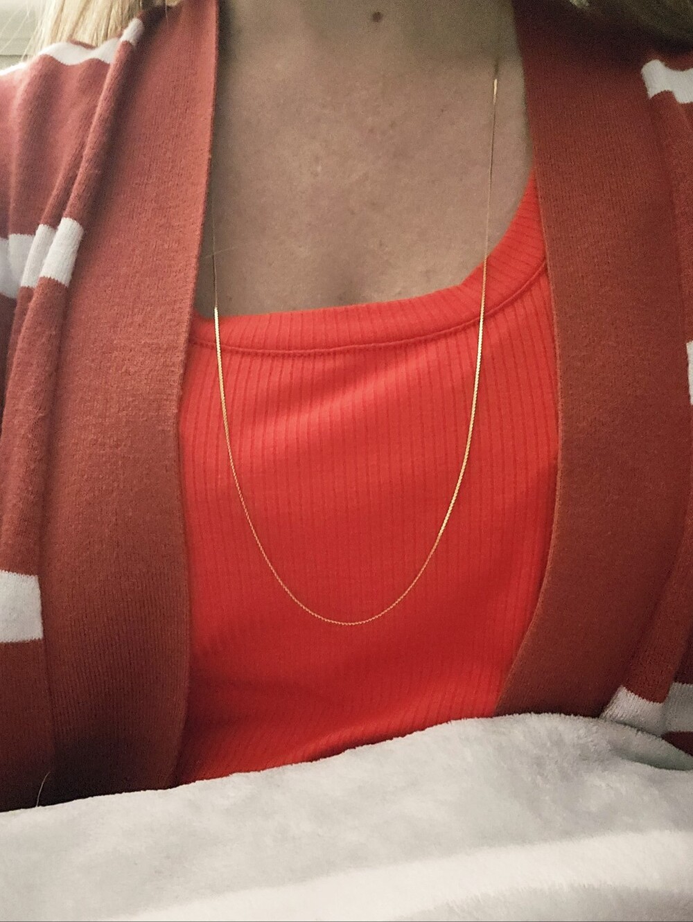 32" Vintage Thin 14k Gold Chain Necklace - Picture 2 of 6